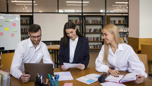 Diploma in Business Management - 12 Months
